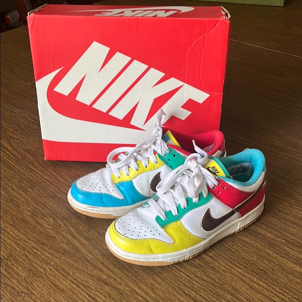 Nike Blue and Yellow Sneakers Vibrant Design